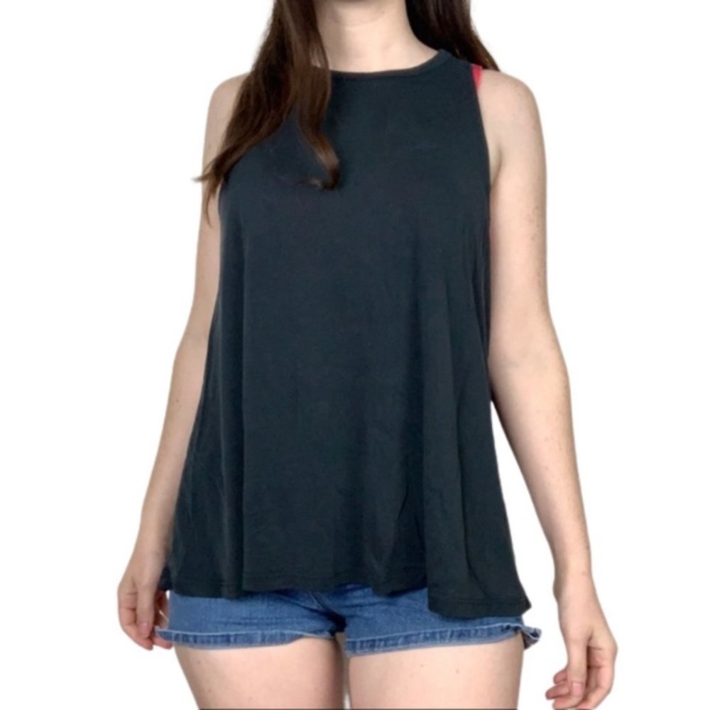 Betsey Johnson black cut out tank top size small